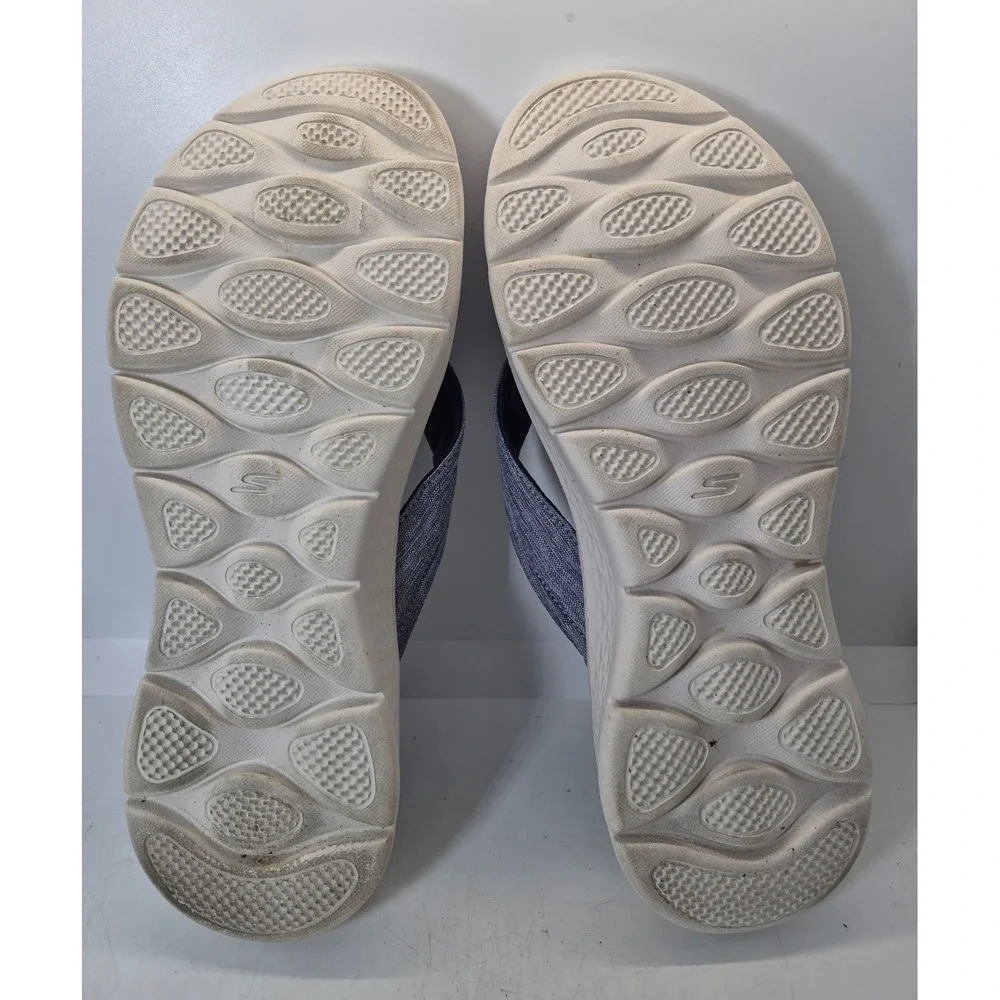 Skechers GoWalk Goga Mat Flip Flops 11 Blue Grey Thong Sandals Comfort Walking